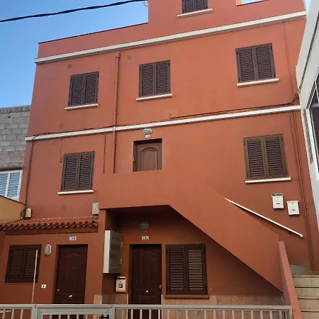San Isidro. 2 Rooms. Quiet Terrace